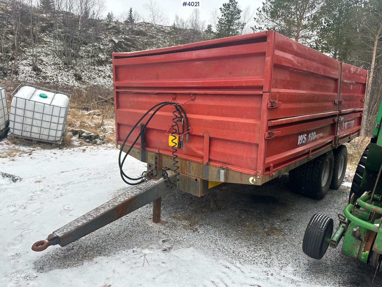2006 Weckman WS120 traktorhenger m/ rundballegrinder og toppkarmer. - Земјоделска приколка: слика 2 2006 Weckman WS120 traktorhenger m/ rundballegrinder og toppkarmer. - Земјоделска приколка: слика 2
