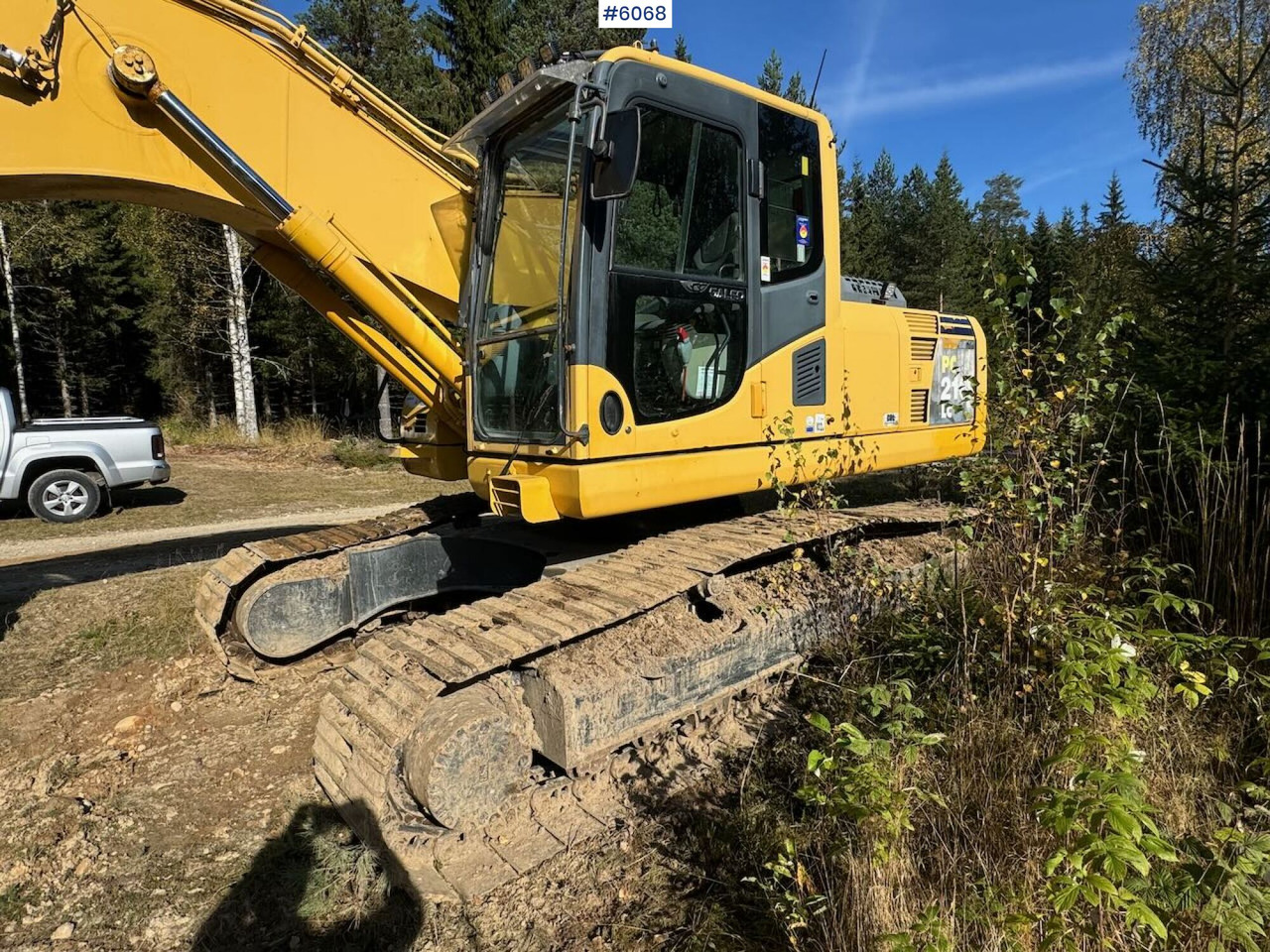 2007 Komatsu PC210LC Tracked Excavator with 3 buckets, tilt, grapple, and ripper. - Багер: слика 4 2007 Komatsu PC210LC Tracked Excavator with 3 buckets, tilt, grapple, and ripper. - Багер: слика 4