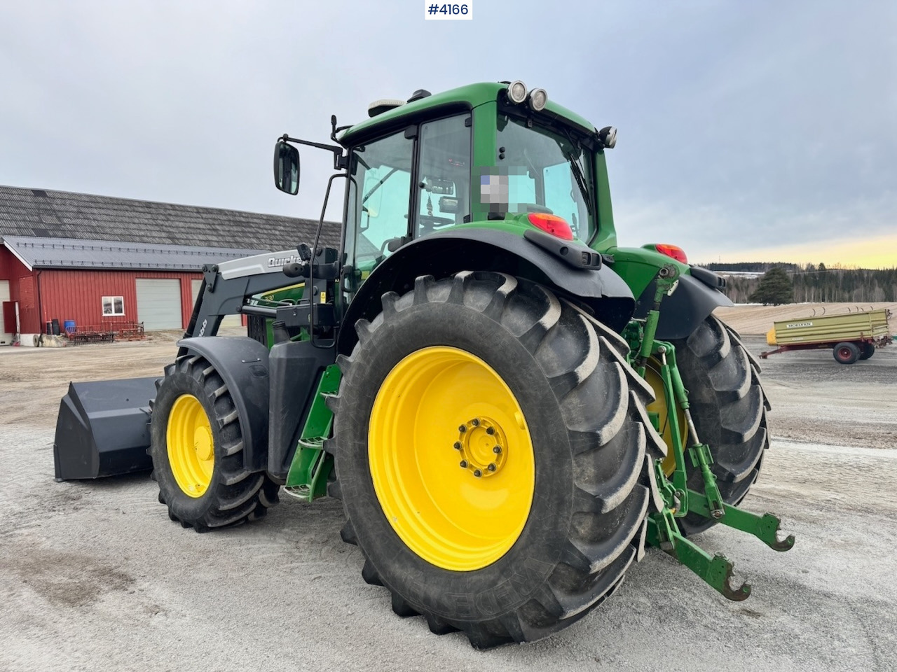 2010 John Deere 7430 w/ Front loader and GPS. 3760 hours! - Трактор: слика 3 2010 John Deere 7430 w/ Front loader and GPS. 3760 hours! - Трактор: слика 3