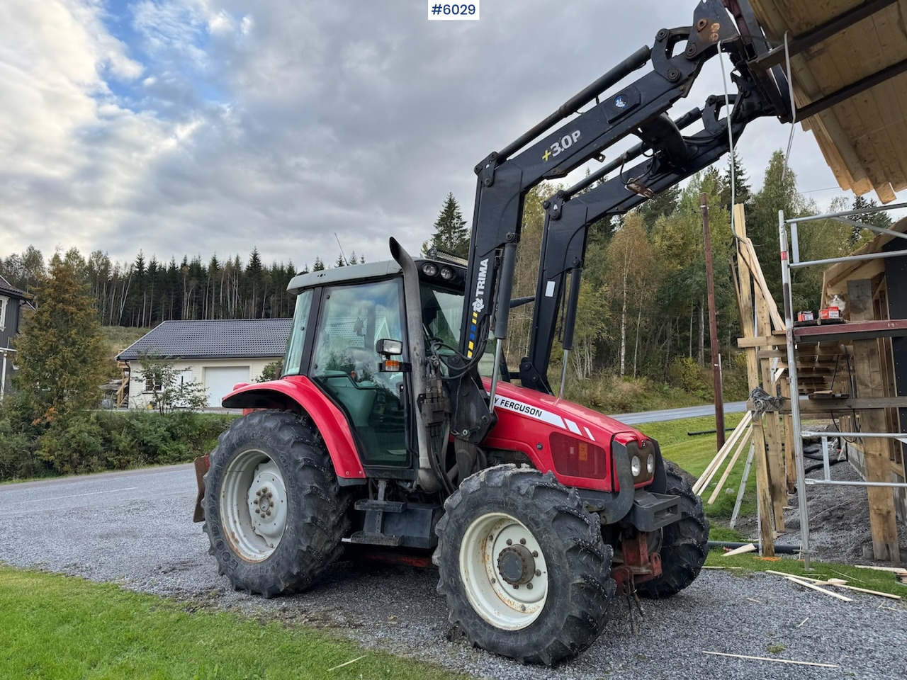 2010 Massey Ferguson 5445 with Front Loader - Трактор: слика 3 2010 Massey Ferguson 5445 with Front Loader - Трактор: слика 3