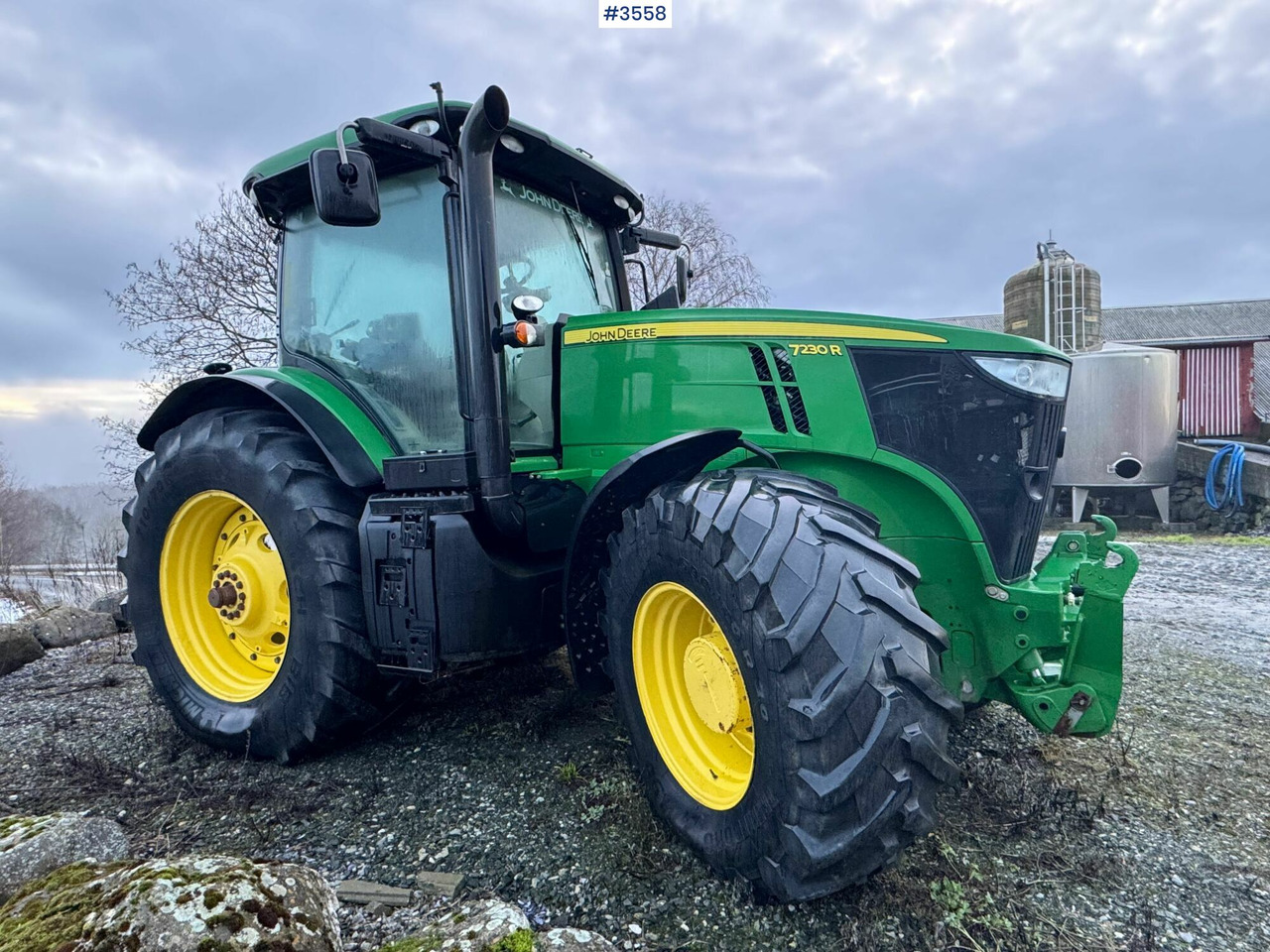 2012 John Deere 7230R w/ GPS and 3 hydraulic outlets! - Трактор: слика 4 2012 John Deere 7230R w/ GPS and 3 hydraulic outlets! - Трактор: слика 4