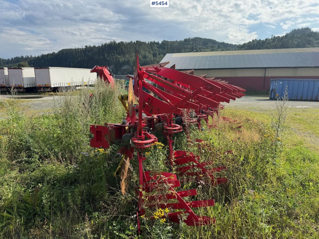 2012 Pottinger Servo 6.50 Plus Nova 7 furrow semi-reversible plough - Опрема за обработка на почва: слика 4 2012 Pottinger Servo 6.50 Plus Nova 7 furrow semi-reversible plough - Опрема за обработка на почва: слика 4