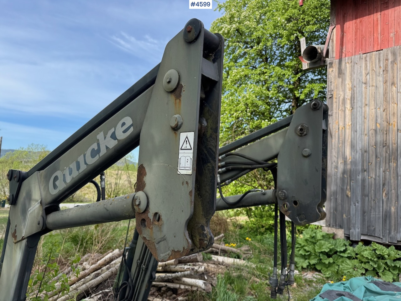 2012 Quicke Q970 w/ bucket and pallet fork. - Преден утоварувач за трактор: слика 5 2012 Quicke Q970 w/ bucket and pallet fork. - Преден утоварувач за трактор: слика 5