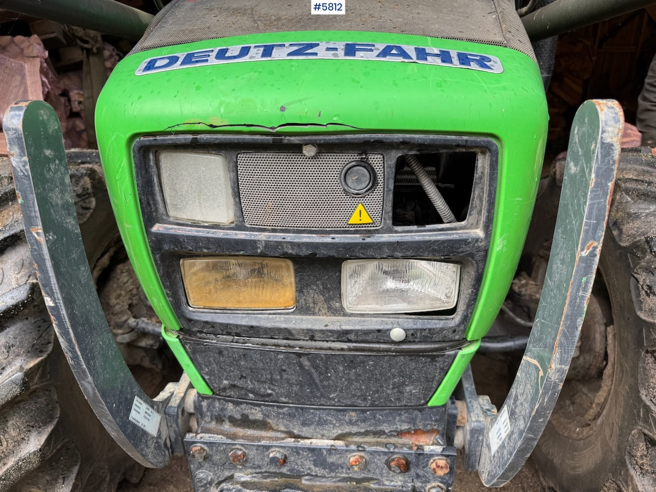 2013 Deutz Fahr Agroplus 410 DT w/ front loader. - Трактор: слика 4 2013 Deutz Fahr Agroplus 410 DT w/ front loader. - Трактор: слика 4