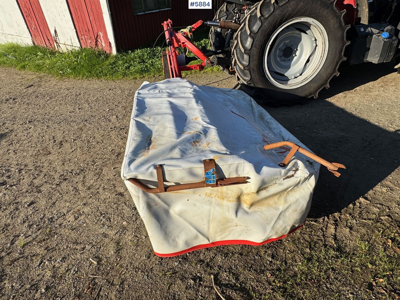 2013 Kuhn GMD55 SEL mower - Превртувачка опрема: слика 2 2013 Kuhn GMD55 SEL mower - Превртувачка опрема: слика 2