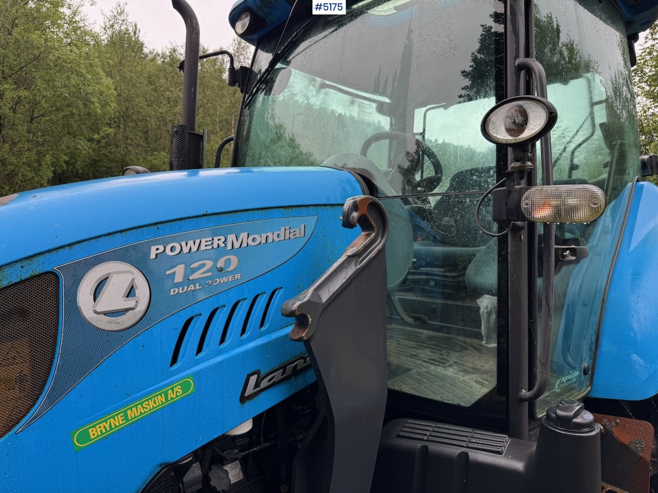 2013 Landini Powermondial 120 w/front loader and some equipment. Low hours! - Трактор: слика 2 2013 Landini Powermondial 120 w/front loader and some equipment. Low hours! - Трактор: слика 2