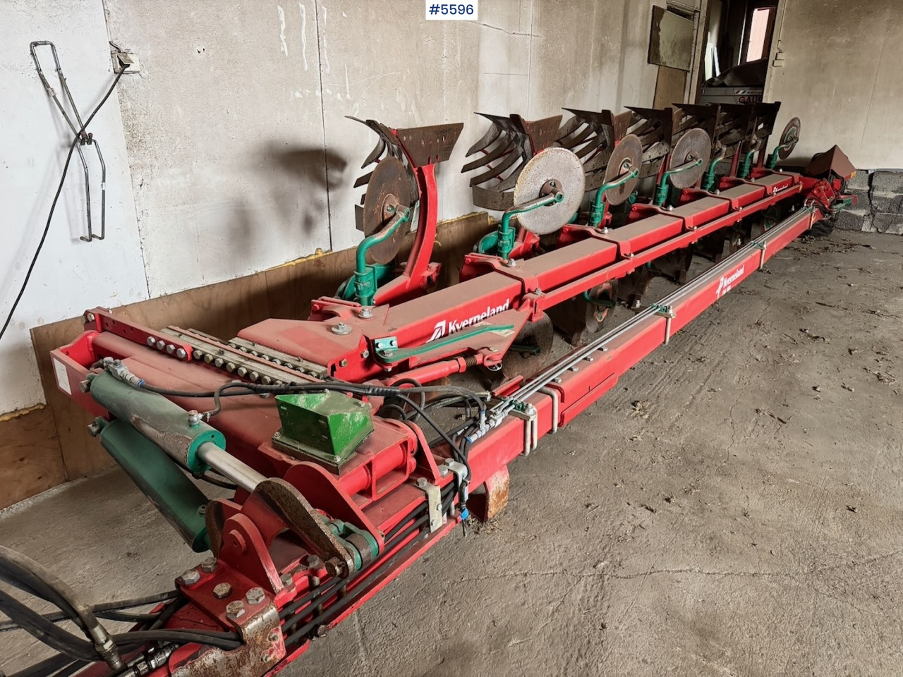 2017 Kverneland 7-Furrow Reversible Plow - Опрема за обработка на почва: слика 2 2017 Kverneland 7-Furrow Reversible Plow - Опрема за обработка на почва: слика 2