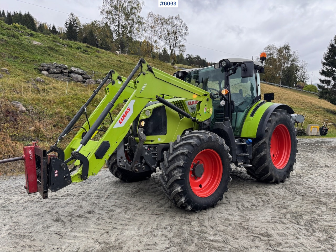 2018 Claas Arion 460 m front loader, front hydraulics and front PTO. - Трактор: слика 2 2018 Claas Arion 460 m front loader, front hydraulics and front PTO. - Трактор: слика 2