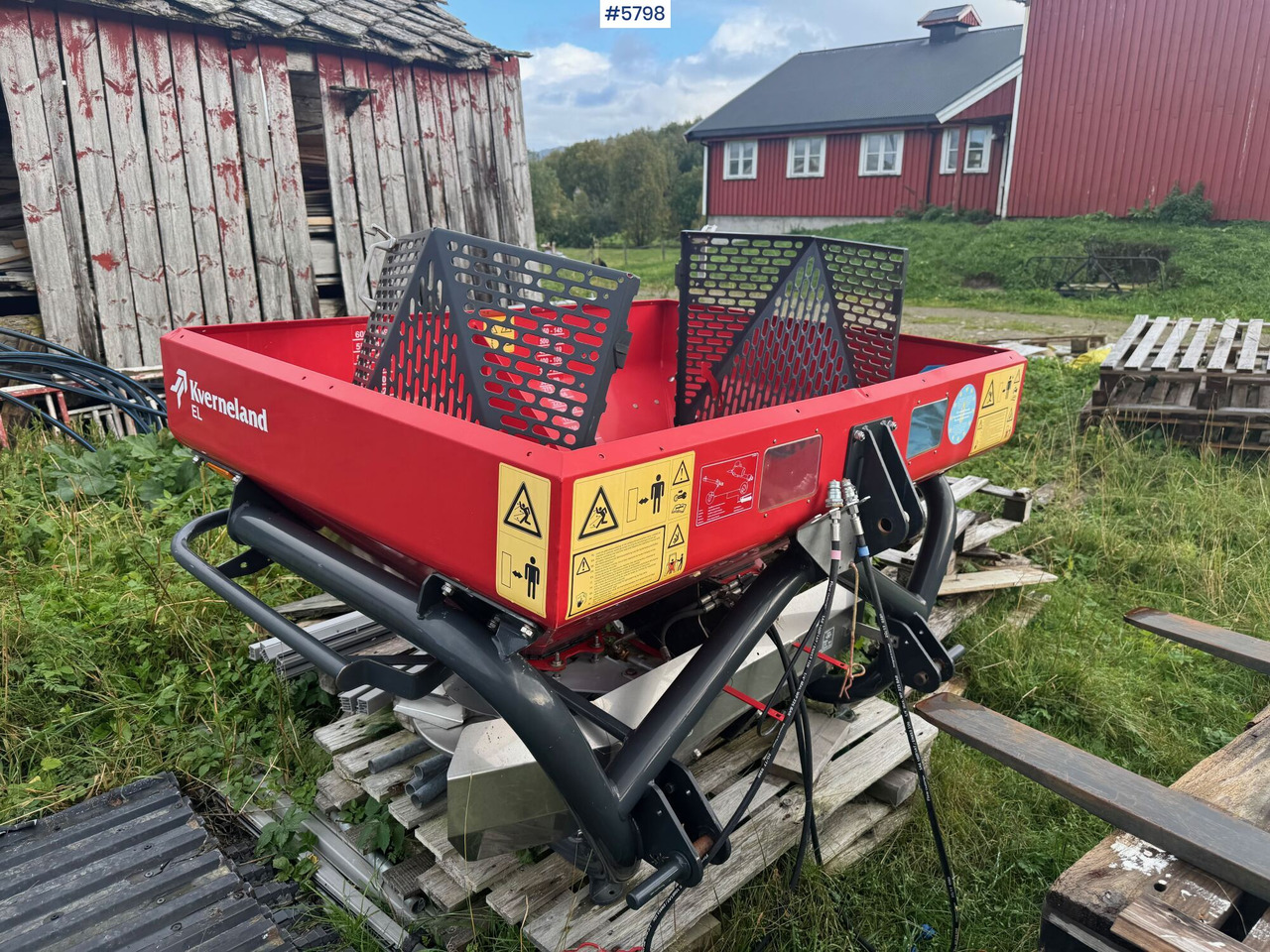 2018 Kverneland Manure spreader. Repair project - Распрскувач на вештачко ѓубриво: слика 4 2018 Kverneland Manure spreader. Repair project - Распрскувач на вештачко ѓубриво: слика 4