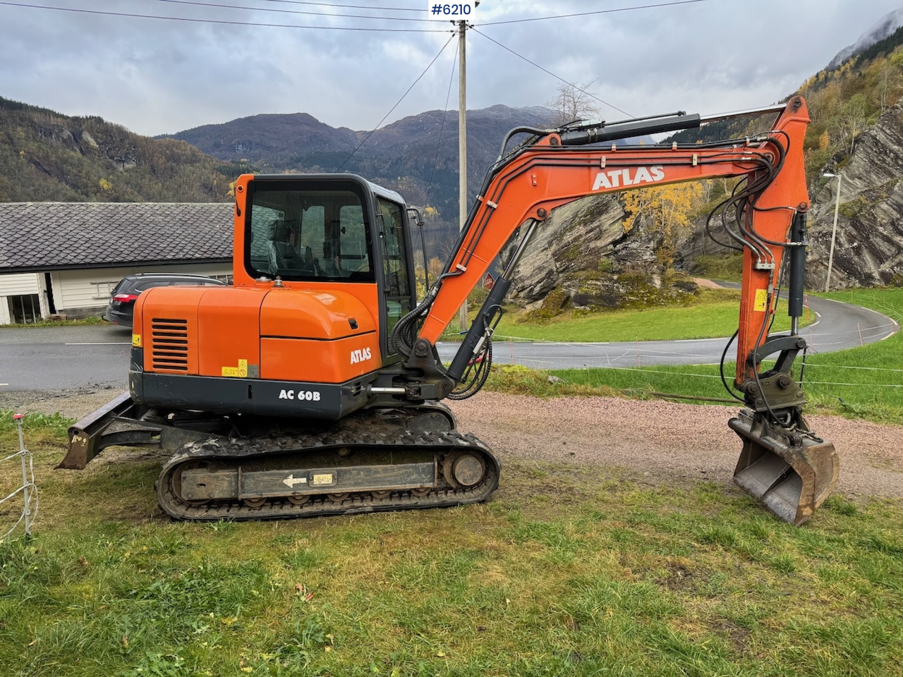 2019 Atlas AC 60B with 3 buckets, grapple, and spike. Low hours!! - Багер: слика 1 2019 Atlas AC 60B with 3 buckets, grapple, and spike. Low hours!! - Багер: слика 1