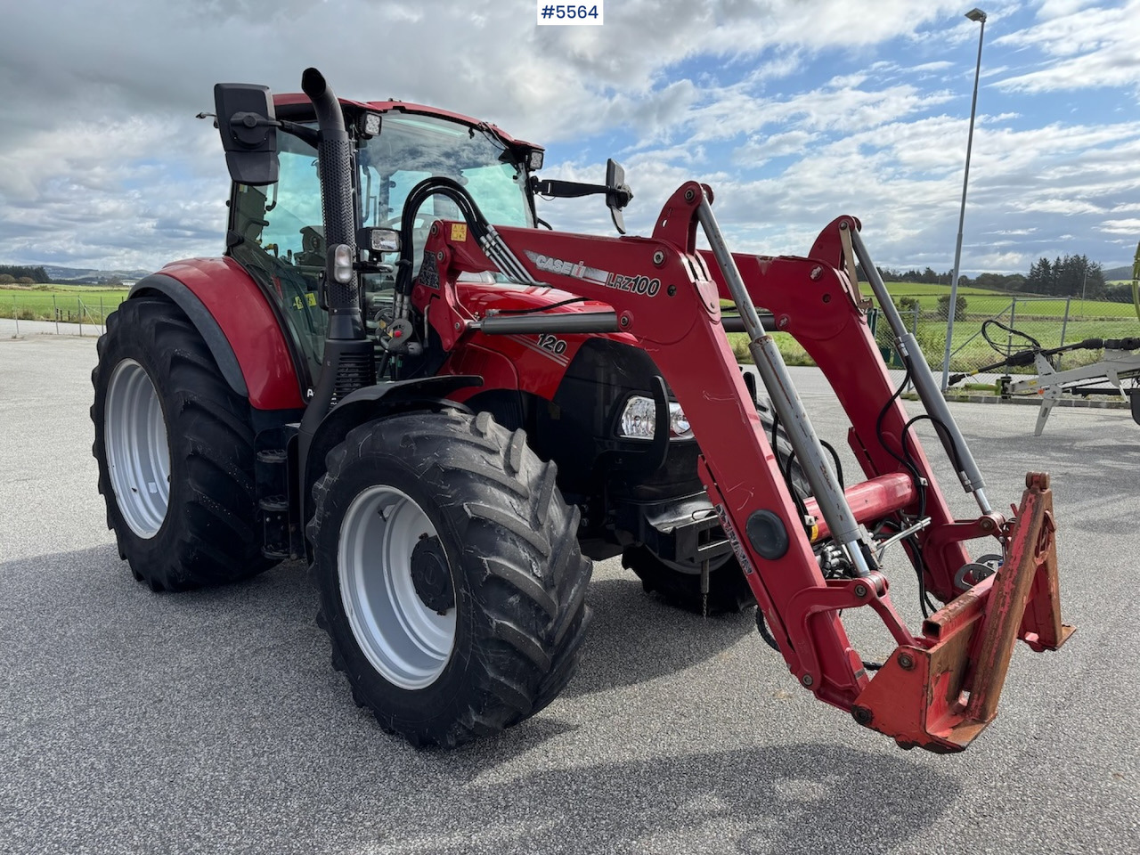 2019 Case IH Luxxum 120 m/ frontlaster. - Трактор: слика 1 2019 Case IH Luxxum 120 m/ frontlaster. - Трактор: слика 1
