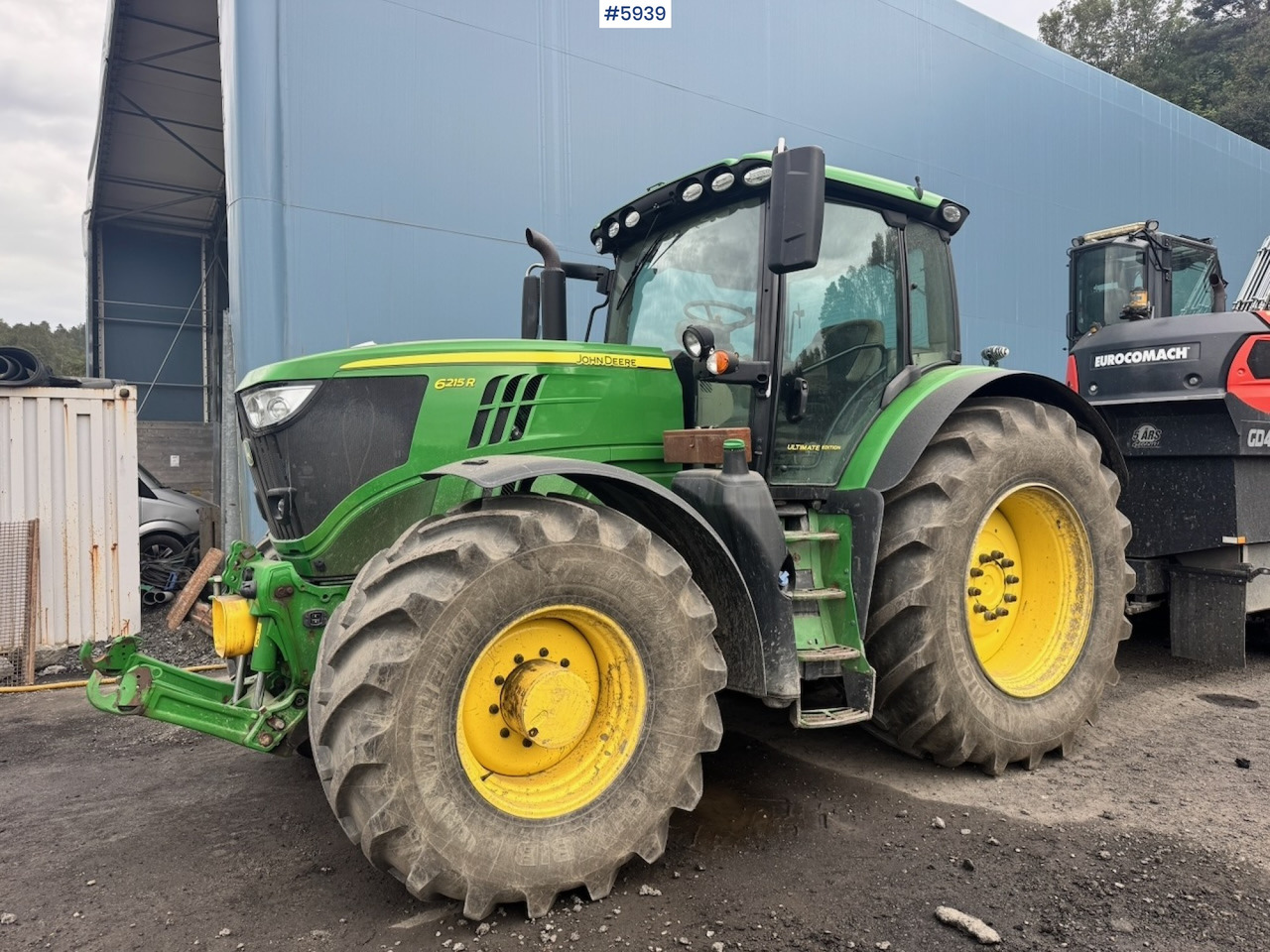 2020 John Deere 6215R w/ Front PTO and hydraulics. 2 sets of tires. - Трактор: слика 2 2020 John Deere 6215R w/ Front PTO and hydraulics. 2 sets of tires. - Трактор: слика 2