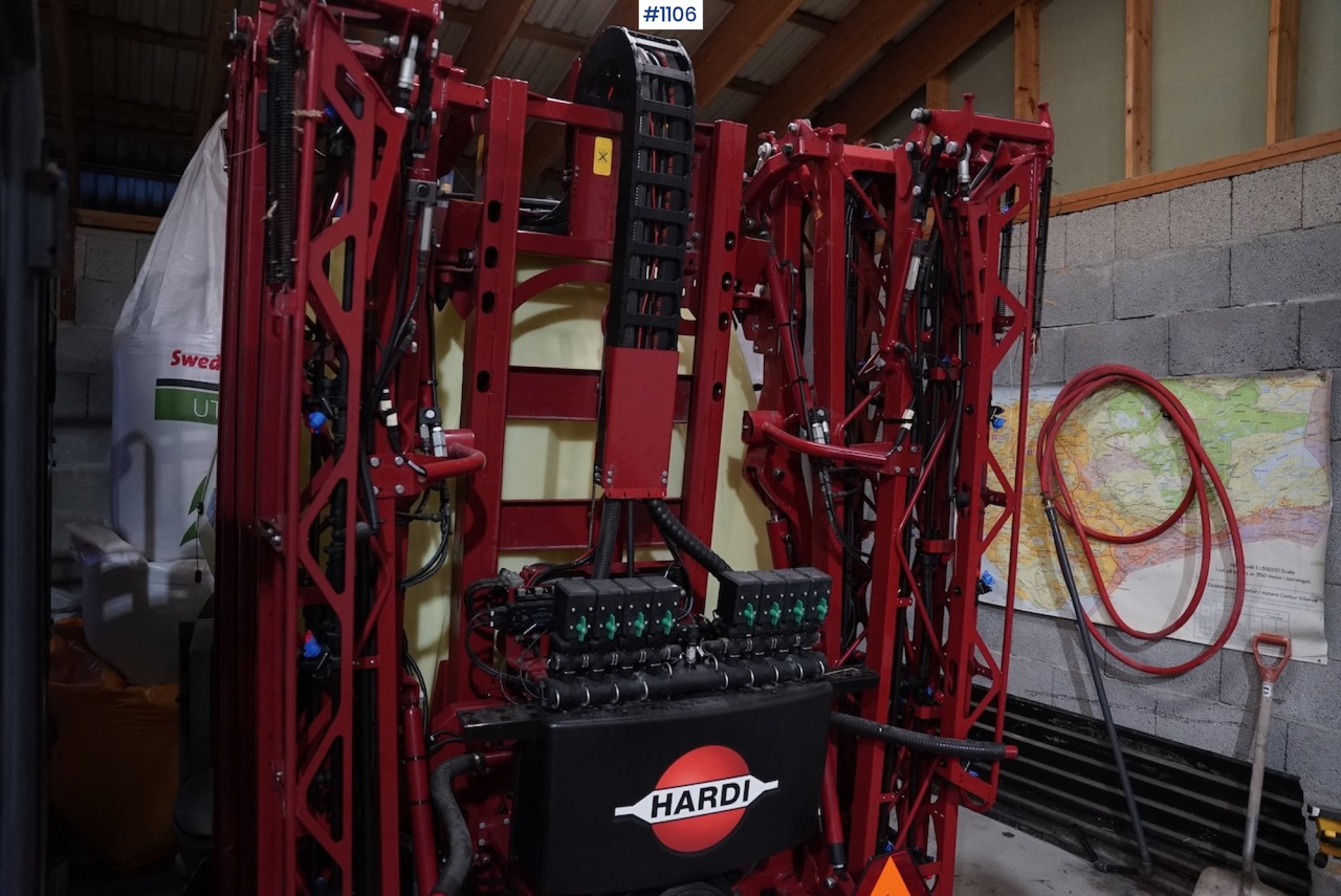 2021 Hardi Mega 1500 Field sprayer - Распрскувач монтиран на трактор: слика 2 2021 Hardi Mega 1500 Field sprayer - Распрскувач монтиран на трактор: слика 2