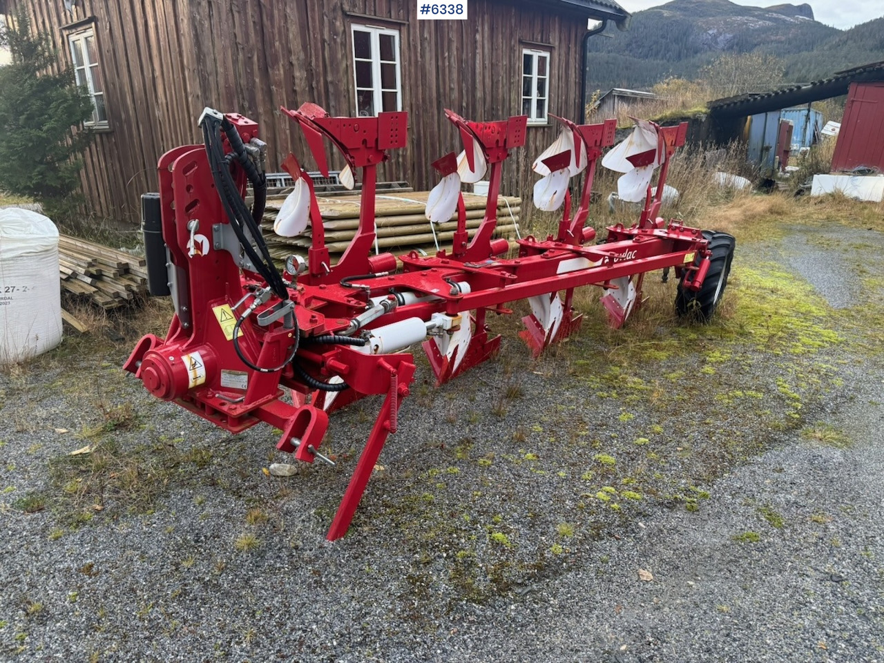 2021 Ovlac 4-furrow reversible plough - Опрема за обработка на почва: слика 1 2021 Ovlac 4-furrow reversible plough - Опрема за обработка на почва: слика 1