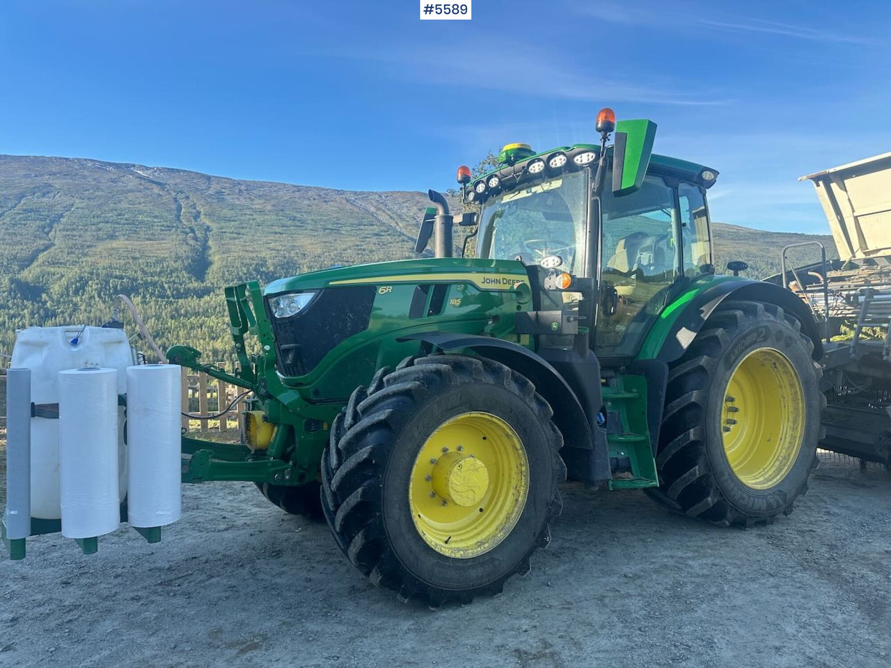 2024 John Deere 6R 185 4x4 tractor w/ front loader, GPS and winter tires. WATCH VIDEO - Трактор: слика 3 2024 John Deere 6R 185 4x4 tractor w/ front loader, GPS and winter tires. WATCH VIDEO - Трактор: слика 3
