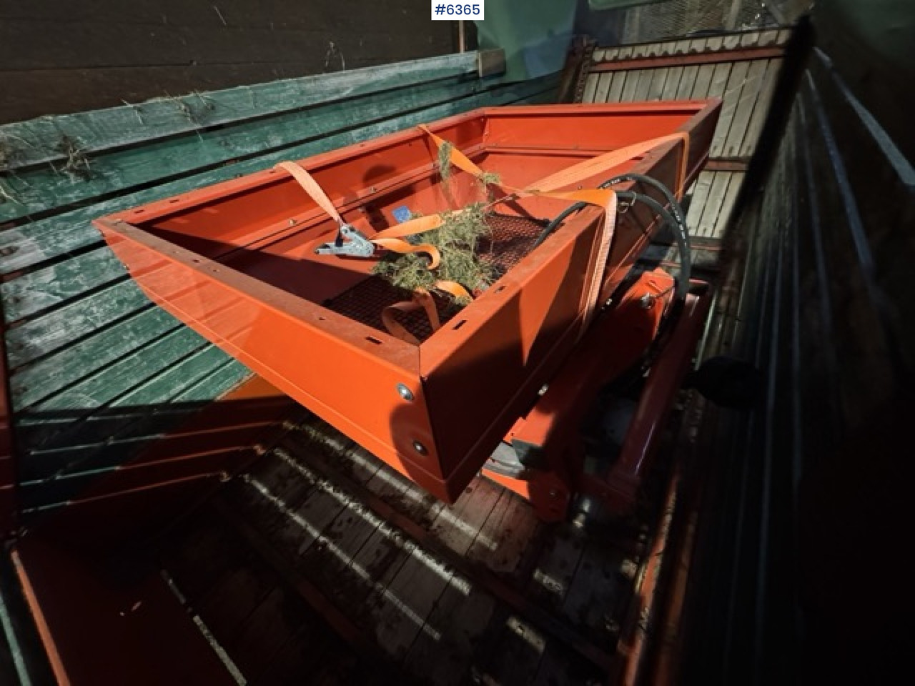 Approx. 1990 Kverneland UN7000 unloading wagon - Распрскувач на вештачко ѓубриво: слика 2 Approx. 1990 Kverneland UN7000 unloading wagon - Распрскувач на вештачко ѓубриво: слика 2