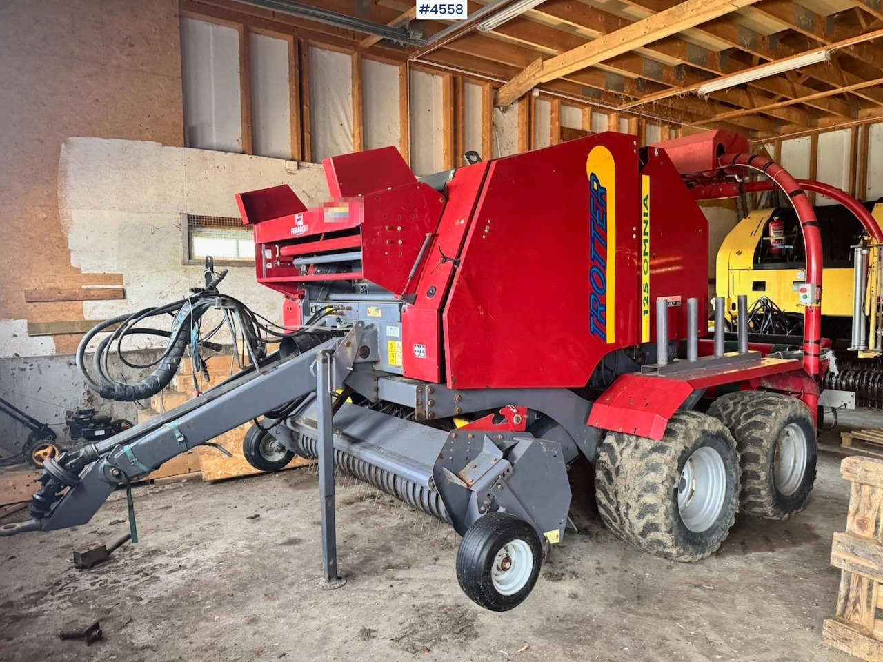 Approx. 2010 FeraBoli Omnia 125 Round Baler - Превртувачка опрема: слика 1 Approx. 2010 FeraBoli Omnia 125 Round Baler - Превртувачка опрема: слика 1