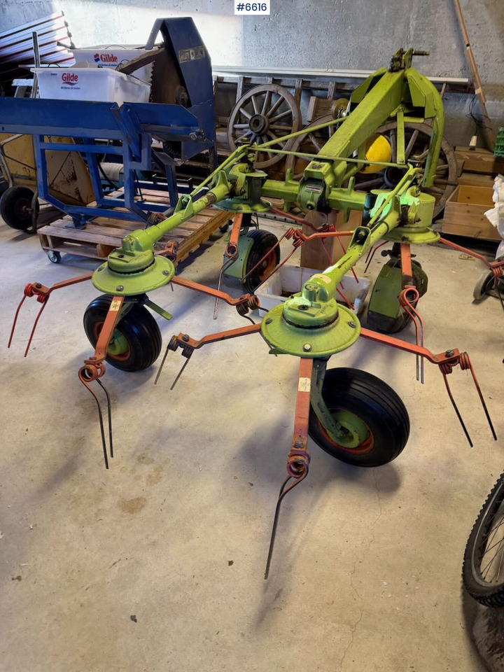 Claas WAS 360 Spreader disc - Превртувачка опрема: слика 4 Claas WAS 360 Spreader disc - Превртувачка опрема: слика 4