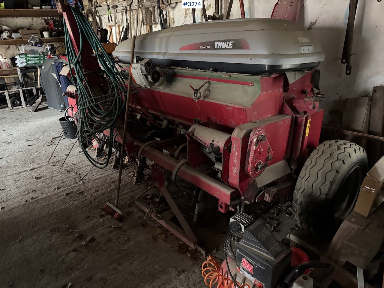 Семенска дупчалка Juko 3M Trailed Seeder: слика 1