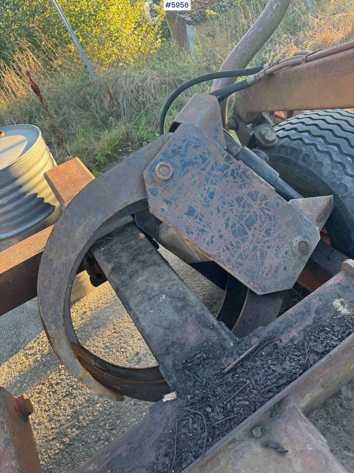 Приколка за дрва Logging trailer with Kesla crane: слика 13