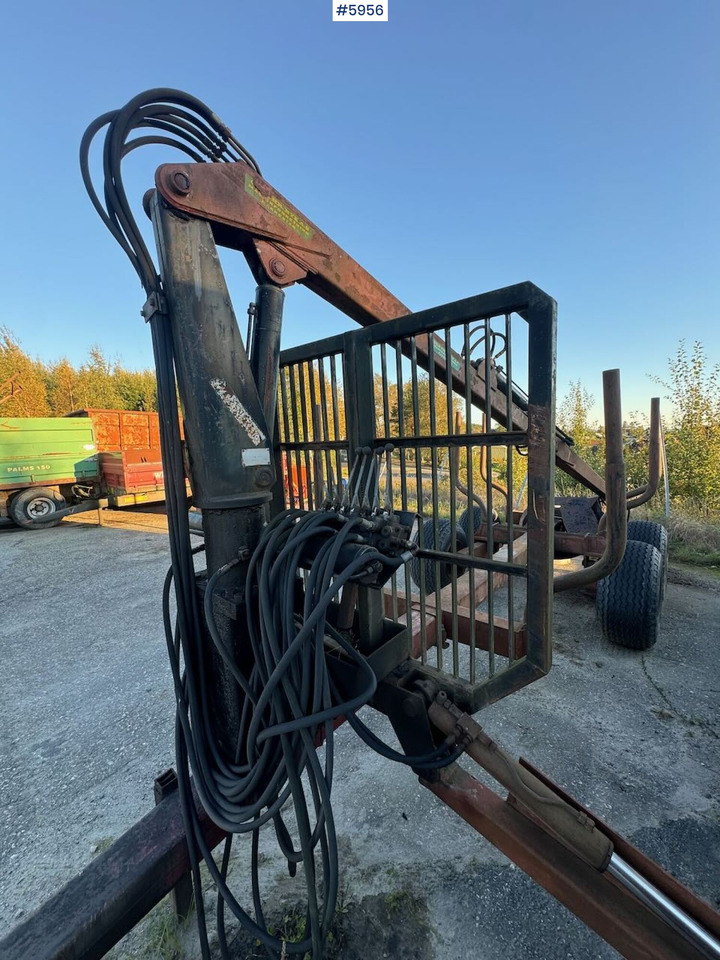 Приколка за дрва Logging trailer with Kesla crane: слика 9