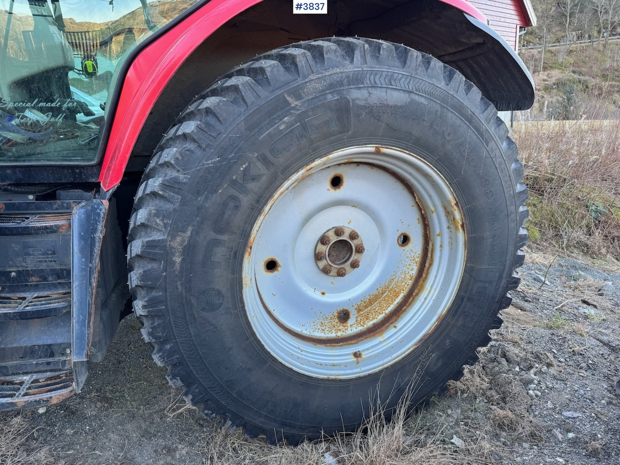 Nokian TRI 2 Tires on rims - Комплетно тркало за Земјоделска машина: слика 1 Nokian TRI 2 Tires on rims - Комплетно тркало за Земјоделска машина: слика 1