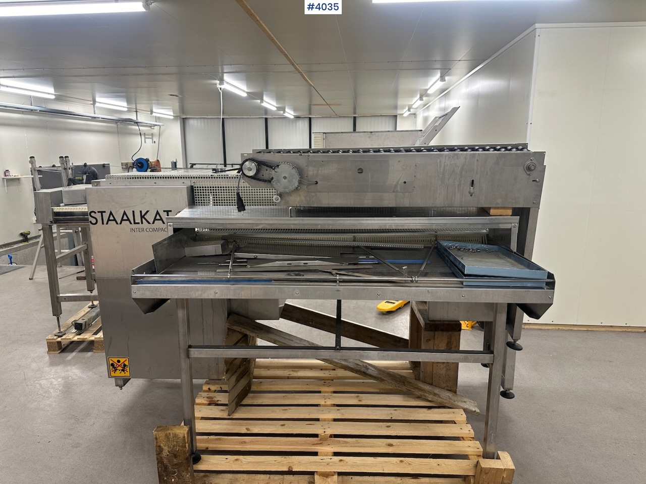 Sanovo Staalkat Inter compacta egg sorting machine - Опрема за добиток: слика 1 Sanovo Staalkat Inter compacta egg sorting machine - Опрема за добиток: слика 1