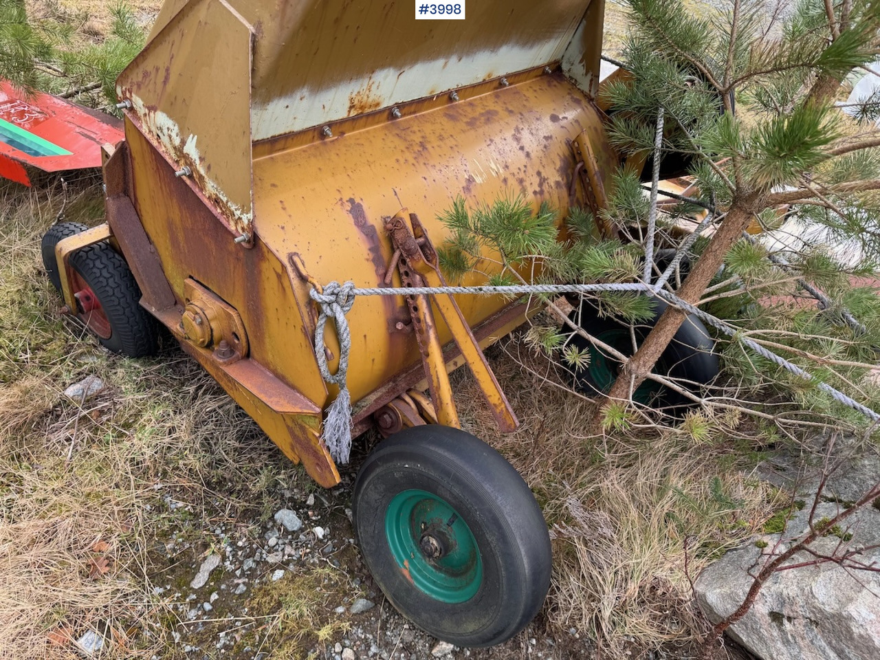 Превртувачка опрема Serigstad Forage harvester with tractor attachment and Voss box: слика 8