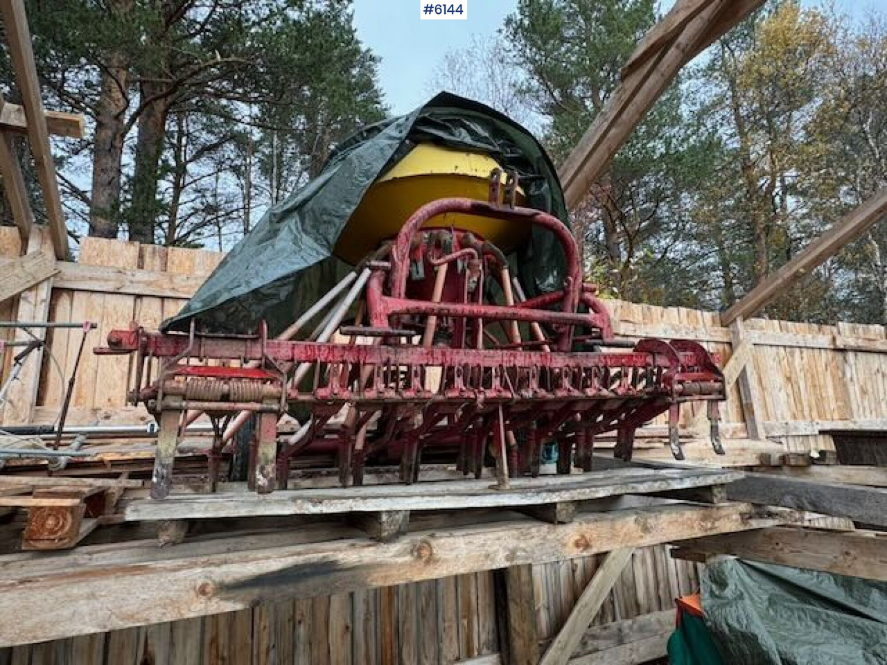 Stokland seed drill - Семенска дупчалка: слика 1 Stokland seed drill - Семенска дупчалка: слика 1