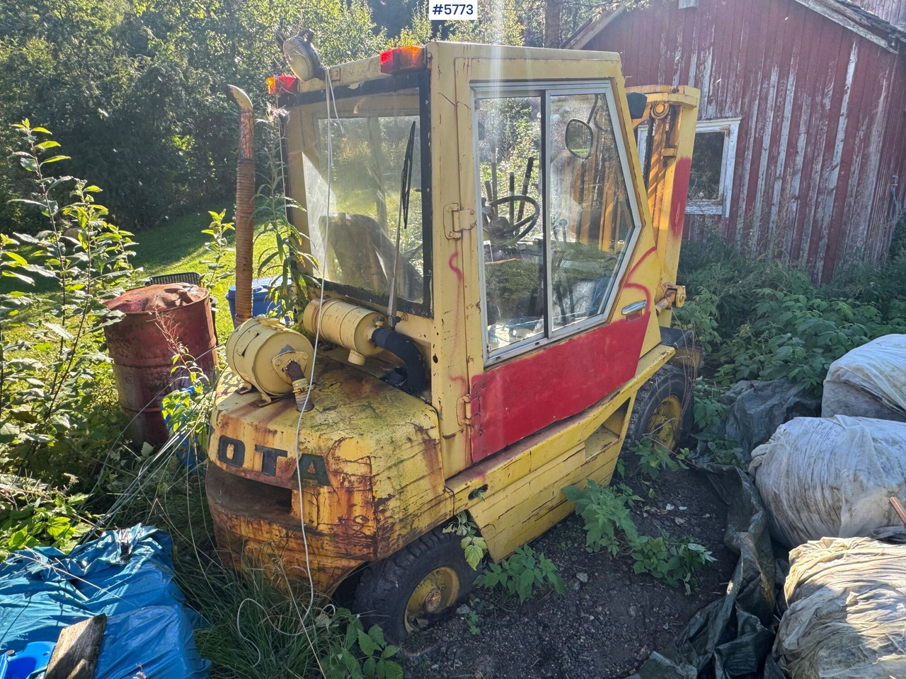 Toyota 02-3FD25 Truck. Repair object - Вилушкар: слика 3 Toyota 02-3FD25 Truck. Repair object - Вилушкар: слика 3