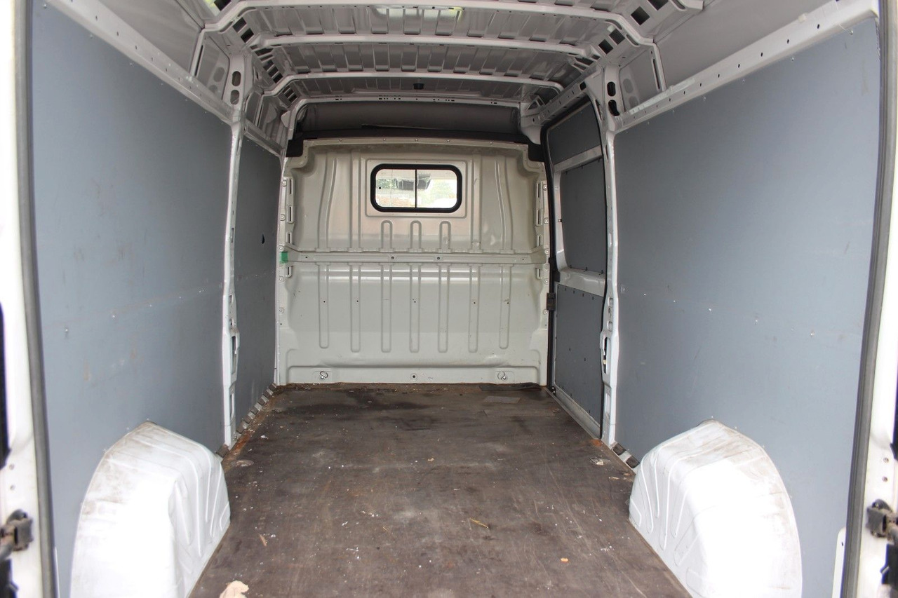 Fiat Ducato Maxi Kasten 35 180 L4H2 Automatik Klima - Товарно комбе: слика 3 Fiat Ducato Maxi Kasten 35 180 L4H2 Automatik Klima - Товарно комбе: слика 3