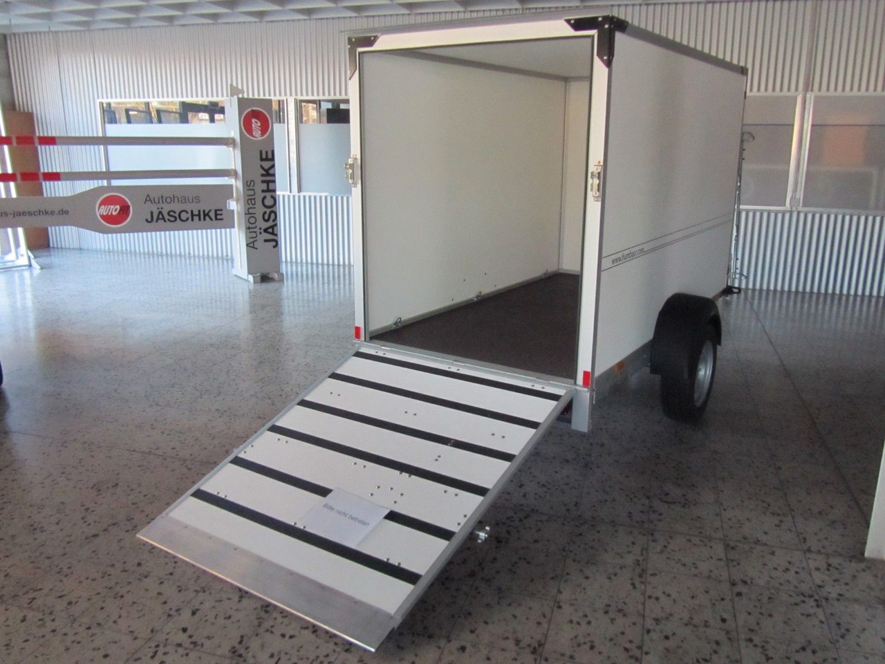 Humbaur HK 132513-15P Überfahrwand Kofferanhänger Flex - Приколка сандучар: слика 1 Humbaur HK 132513-15P Überfahrwand Kofferanhänger Flex - Приколка сандучар: слика 1