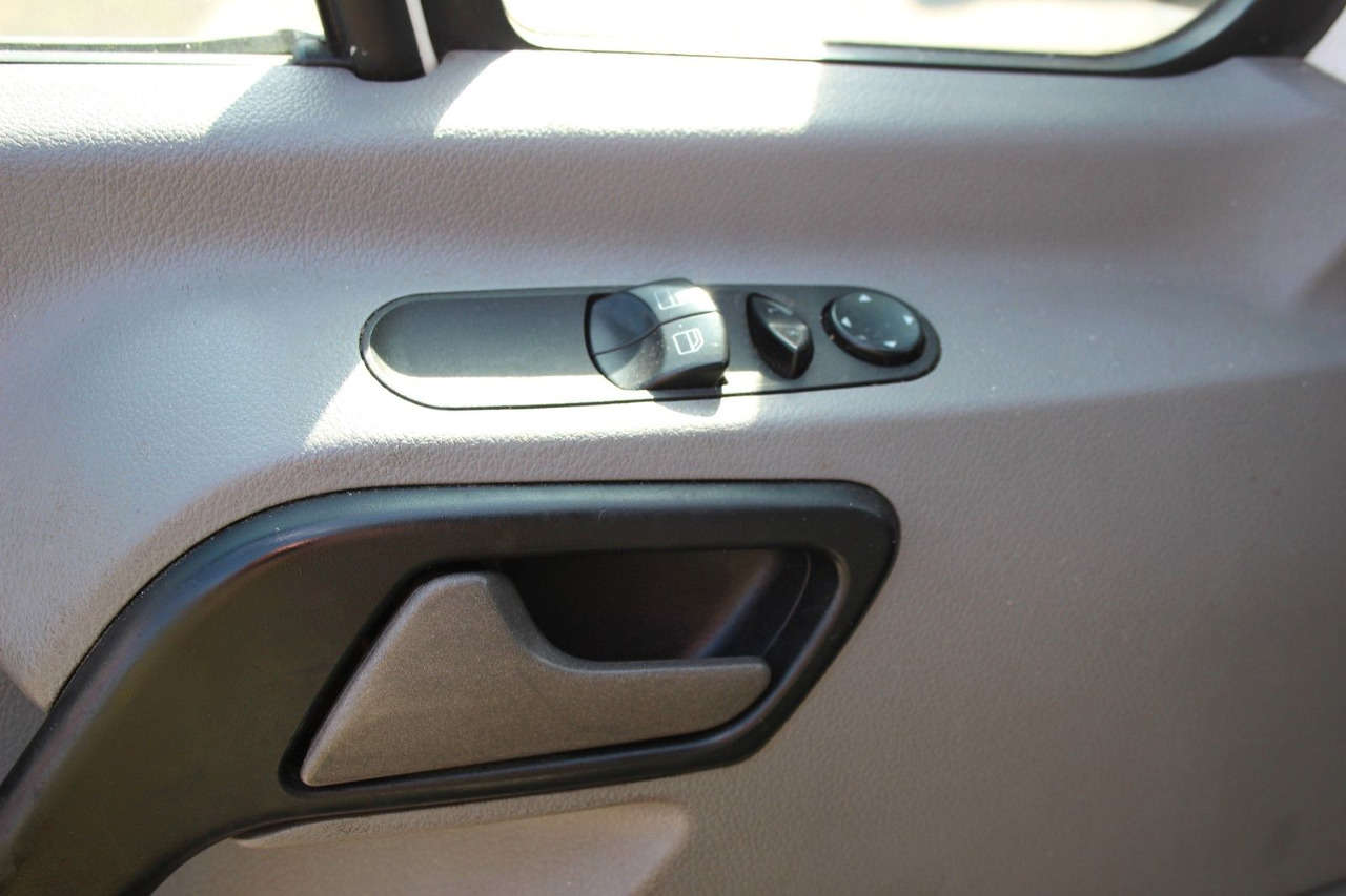 Volkswagen Crafter KÜHLUNG 35 L2H2 Hochdach - Комбе ладилник: слика 5 Volkswagen Crafter KÜHLUNG 35 L2H2 Hochdach - Комбе ладилник: слика 5