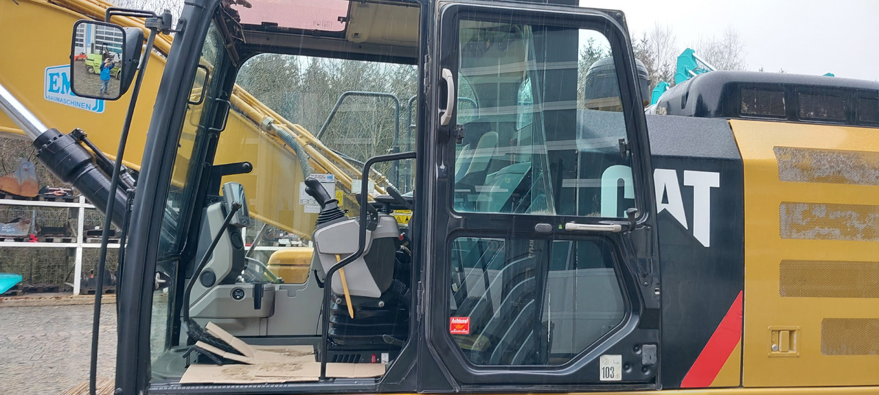 CATERPILLAR 326F - Багер гасеничар: слика 5 CATERPILLAR 326F - Багер гасеничар: слика 5