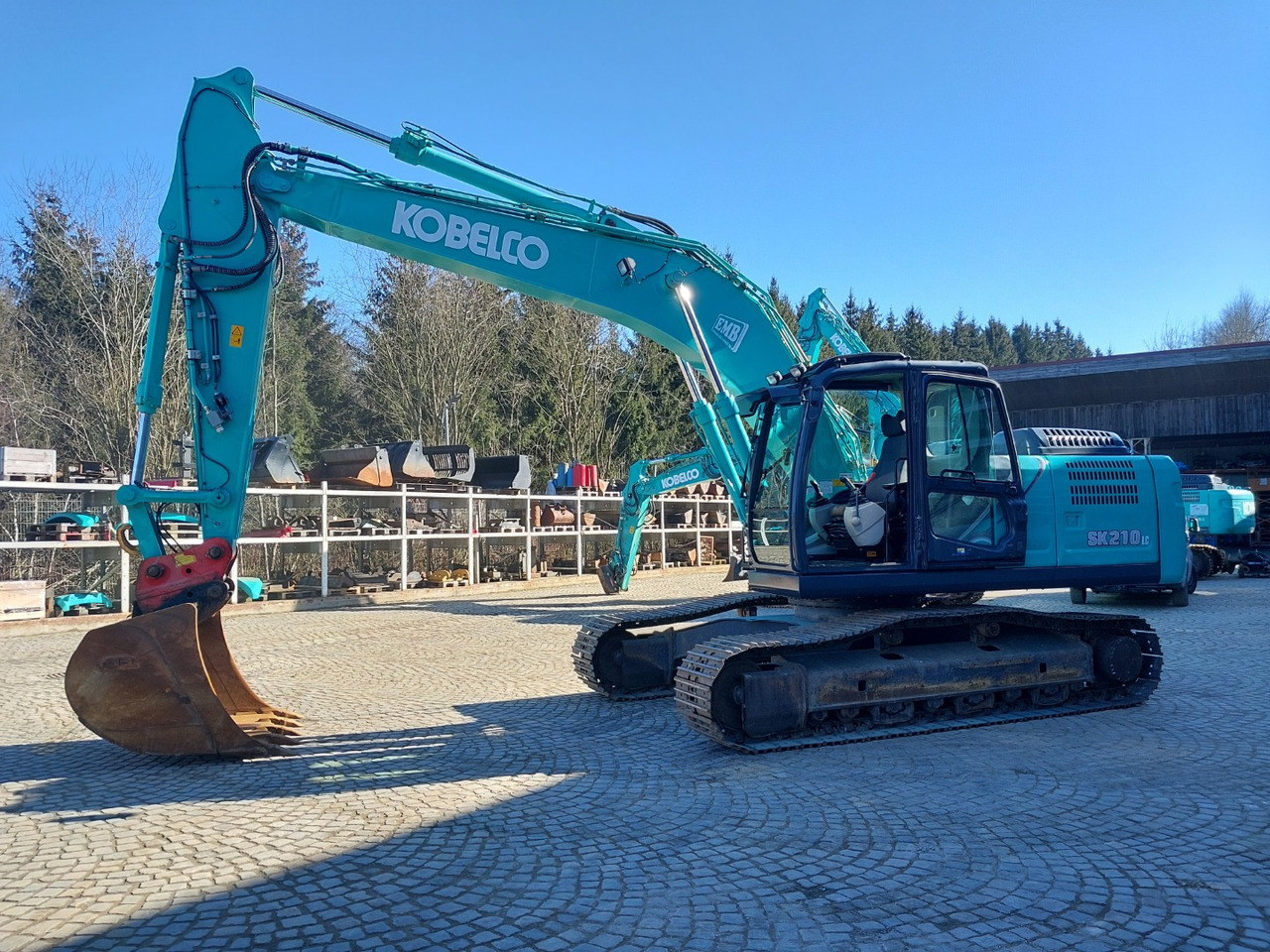 Kobelco SK210LC-10 - Багер гасеничар: слика 1 Kobelco SK210LC-10 - Багер гасеничар: слика 1