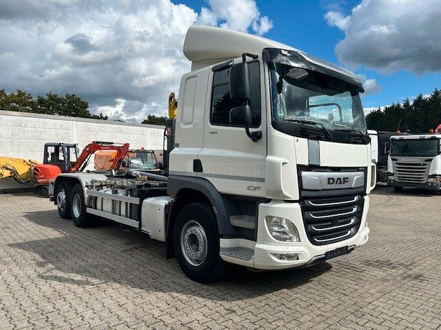 DAF CF 450 Abroller 6x2 - Камион со кука за подигање: слика 1 DAF CF 450 Abroller 6x2 - Камион со кука за подигање: слика 1