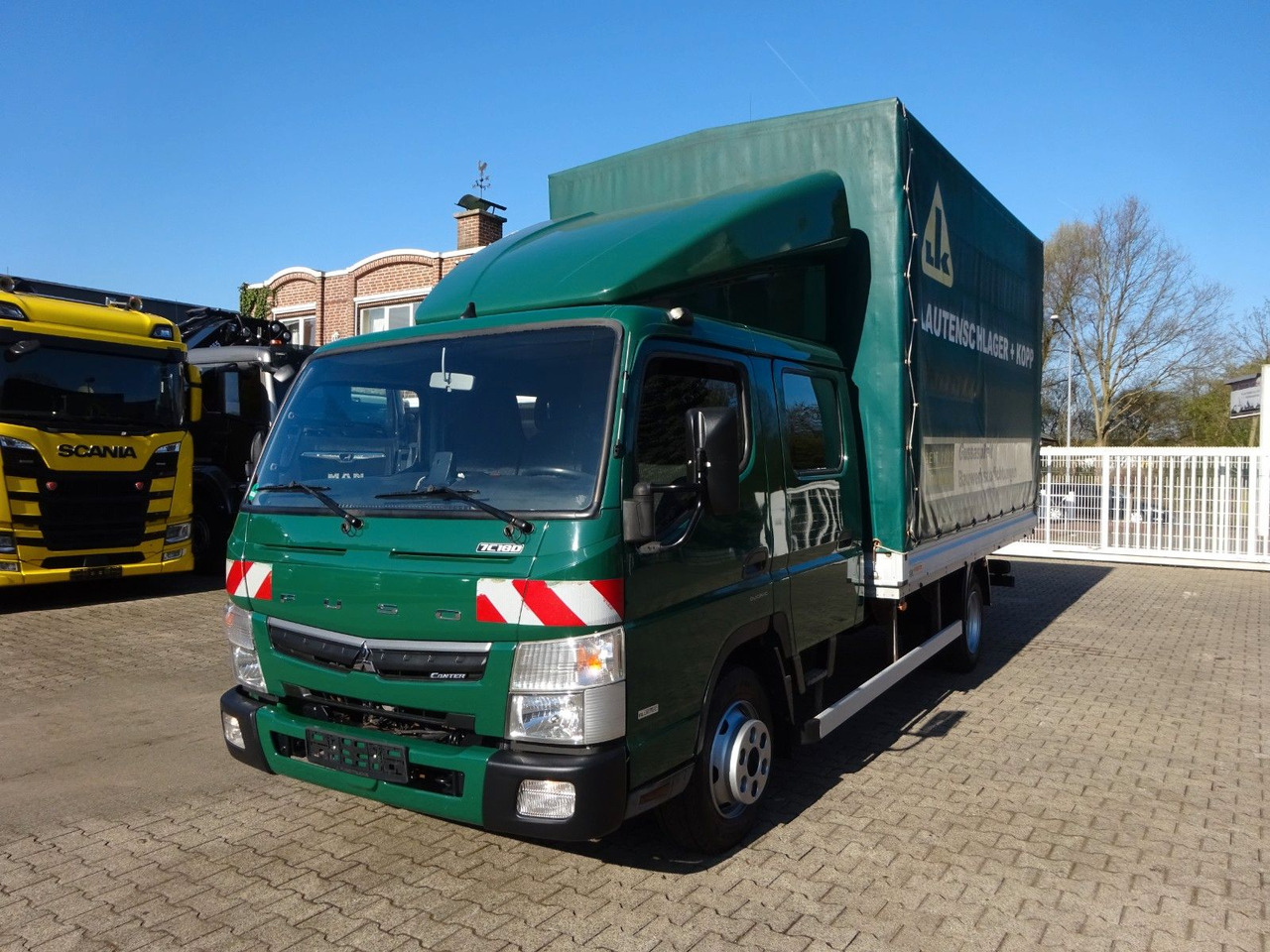 FUSO 7C180D Canter mit Doppelkabine 4x2 - Комбе со церада, Комби со двојна кабина: слика 1 FUSO 7C180D Canter mit Doppelkabine 4x2 - Комбе со церада, Комби со двојна кабина: слика 1
