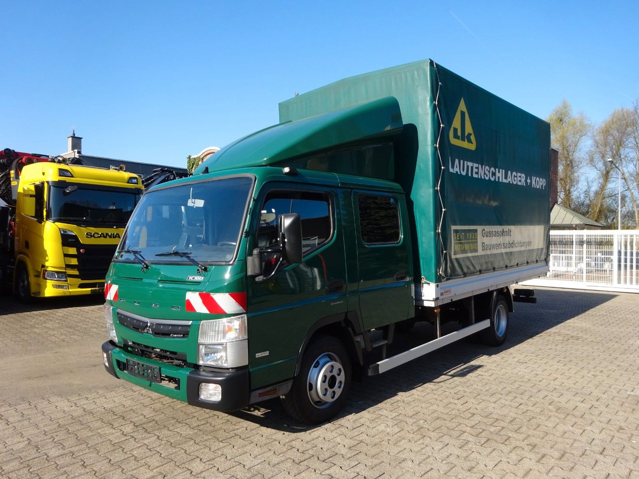 FUSO 7C180D Canter mit Doppelkabine 4x2 - Комбе со церада, Комби со двојна кабина: слика 2 FUSO 7C180D Canter mit Doppelkabine 4x2 - Комбе со церада, Комби со двојна кабина: слика 2