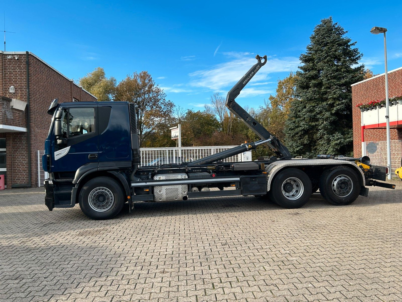 Камион со кука за подигање Iveco 460 Stralis MEILLER Abroller mit LIft-Lenkachse: слика 7