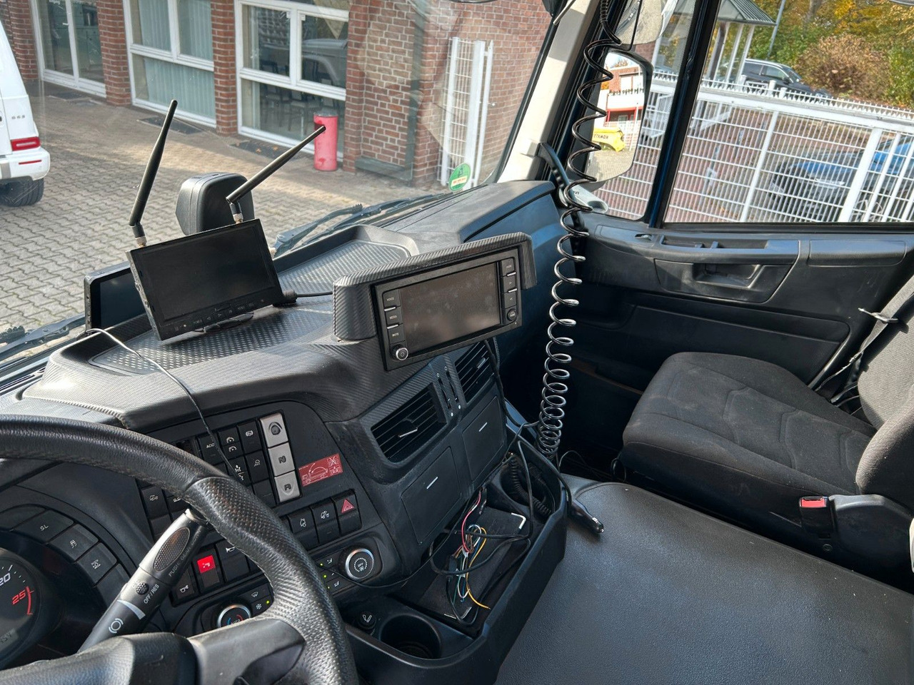 Камион со кука за подигање Iveco 460 Stralis MEILLER Abroller mit LIft-Lenkachse: слика 28