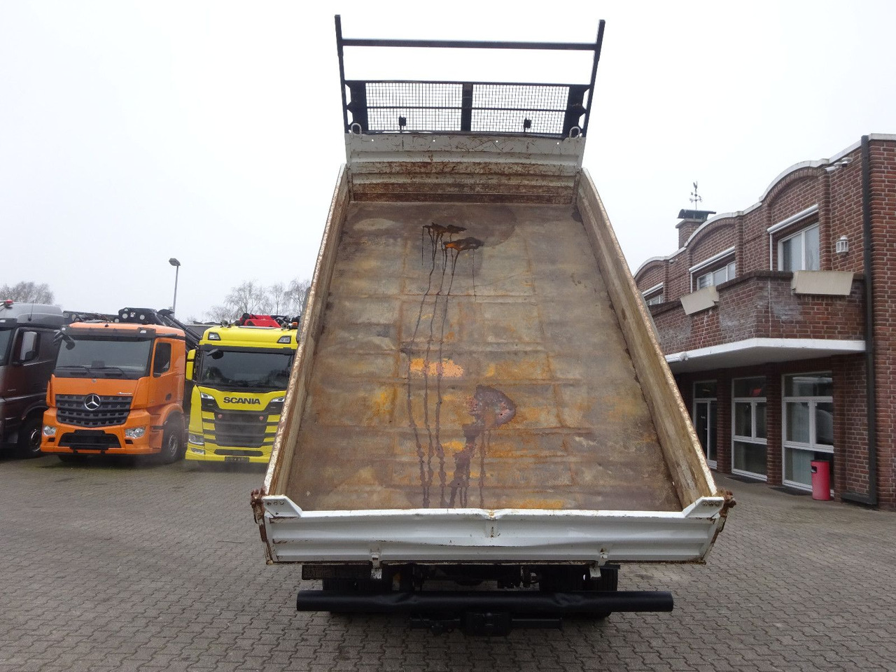 Iveco 80-210 Eurocargo MEILLER 3SKipper 4x2 - Кипер: слика 4 Iveco 80-210 Eurocargo MEILLER 3SKipper 4x2 - Кипер: слика 4