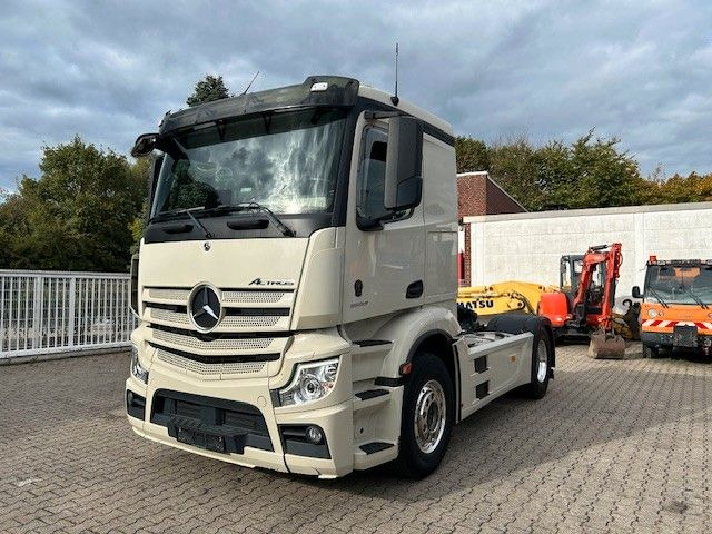 Mercedes-Benz 1848 Actros SZM mit Kipperpumpe 4x im Bestand - Камион влекач: слика 1 Mercedes-Benz 1848 Actros SZM mit Kipperpumpe 4x im Bestand - Камион влекач: слика 1