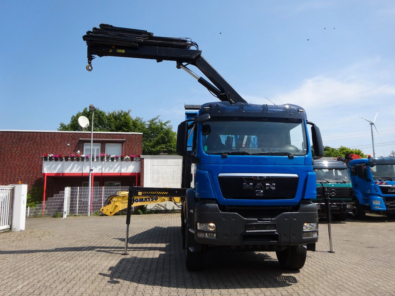 MAN 28.400 TGS 3Skipper+HIAB 166 E-4 HIPRPO 6x4-4 - Кипер, Камион со кран: слика 5 MAN 28.400 TGS 3Skipper+HIAB 166 E-4 HIPRPO 6x4-4 - Кипер, Камион со кран: слика 5