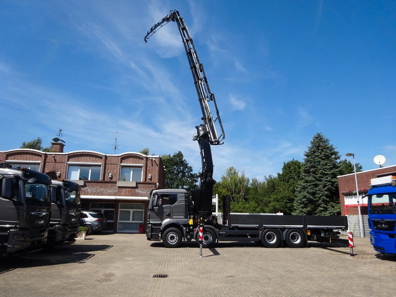 MAN 35.510 P+ 955 Effer jib Seilwind(100t Meterkran MAN 35.510 P+ 955 Effer jib Seilwind(100t Meterkran - Камион со кран, Камион со платформа: слика 1 MAN 35.510 P+ 955 Effer jib Seilwind(100t Meterkran MAN 35.510 P+ 955 Effer jib Seilwind(100t Meterkran - Камион со кран, Камион со платформа: слика 1