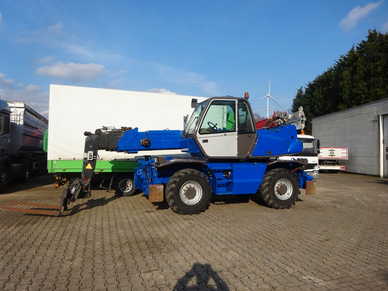 Manitou Teleskoplader MRT 2150 mit Palettengabel - Телескопски ракувач: слика 3 Manitou Teleskoplader MRT 2150 mit Palettengabel - Телескопски ракувач: слика 3