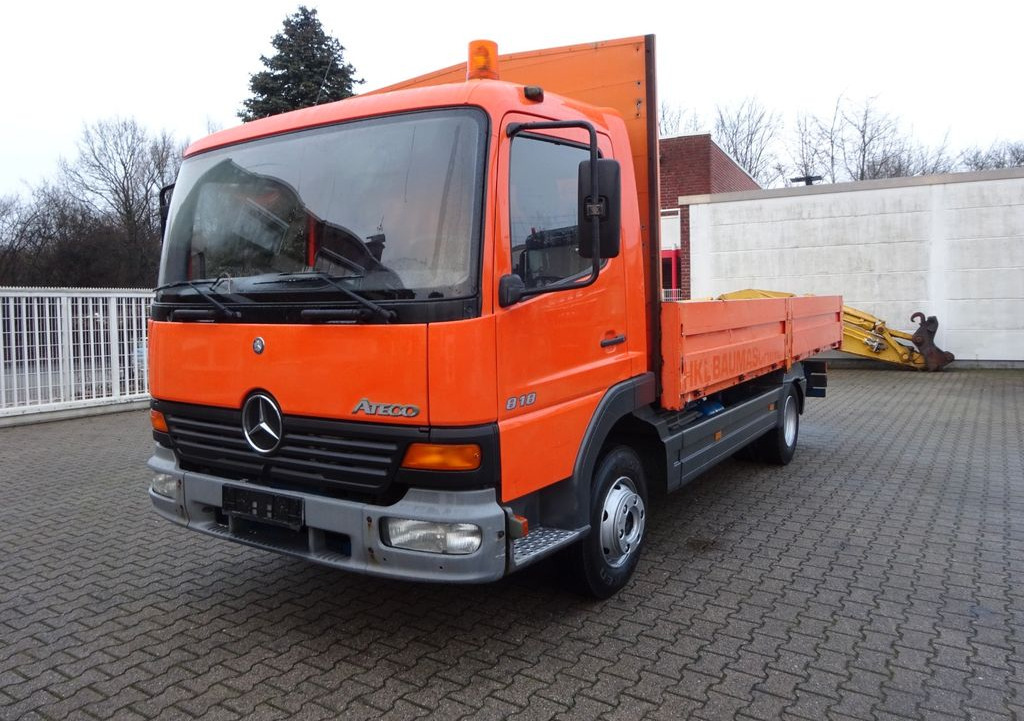 Mercedes-Benz 818 Atego Pritsche 4x2 Mercedes-Benz 818 Atego Pritsche 4x2 - Комбе со отворен сандак: слика 2 Mercedes-Benz 818 Atego Pritsche 4x2 Mercedes-Benz 818 Atego Pritsche 4x2 - Комбе со отворен сандак: слика 2