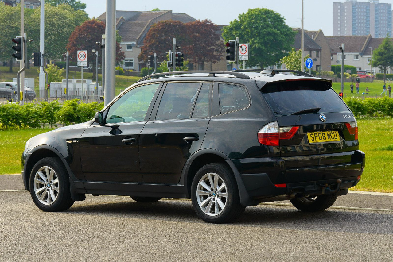 BMW X3 2.0 Diesel 4x4 **RHD** *3 100 € - SUV: слика 5 BMW X3 2.0 Diesel 4x4 **RHD** *3 100 € - SUV: слика 5