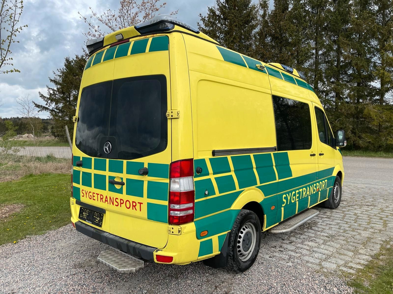 Mercedes-Benz Sprinter 316 CDI Ambulance Electric STRYKER Bed Mercedes-Benz Sprinter 316 CDI Electric-STRYKER *19920€ netto - Амбулантно возило: слика 5 Mercedes-Benz Sprinter 316 CDI Ambulance Electric STRYKER Bed Mercedes-Benz Sprinter 316 CDI Electric-STRYKER *19920€ netto - Амбулантно возило: слика 5