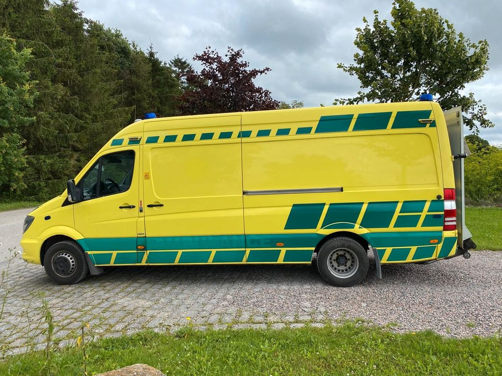 Mercedes-Benz Sprinter 519 CDI MAXI +Lift *25800€ netto - Амбулантно возило: слика 4 Mercedes-Benz Sprinter 519 CDI MAXI +Lift *25800€ netto - Амбулантно возило: слика 4
