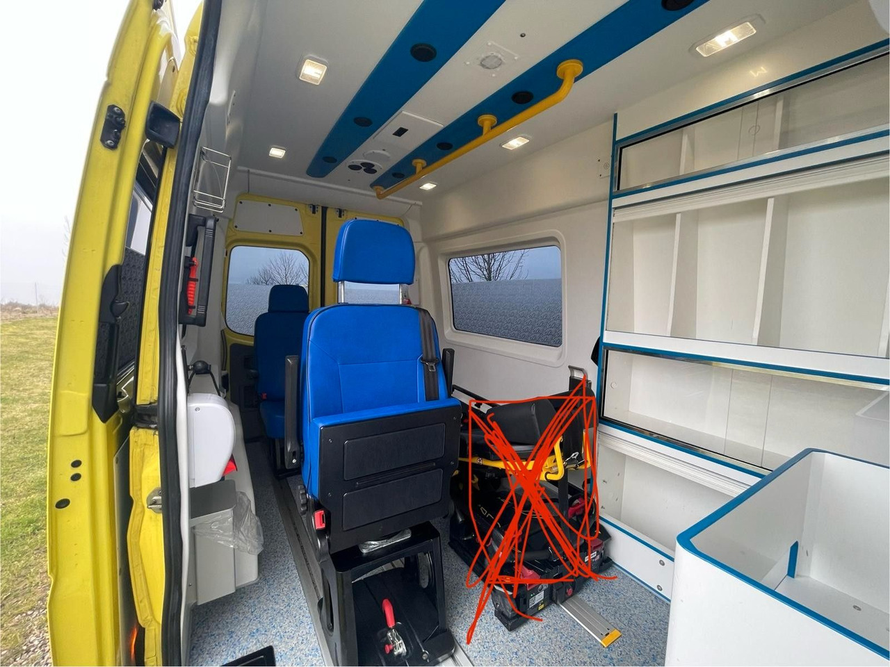 Лизинг на  Mercedes-Benz Sprinter II Kasten 316 CDI Ambulance * Mercedes-Benz Sprinter II Kasten 316 CDI Ambulance *: слика 15